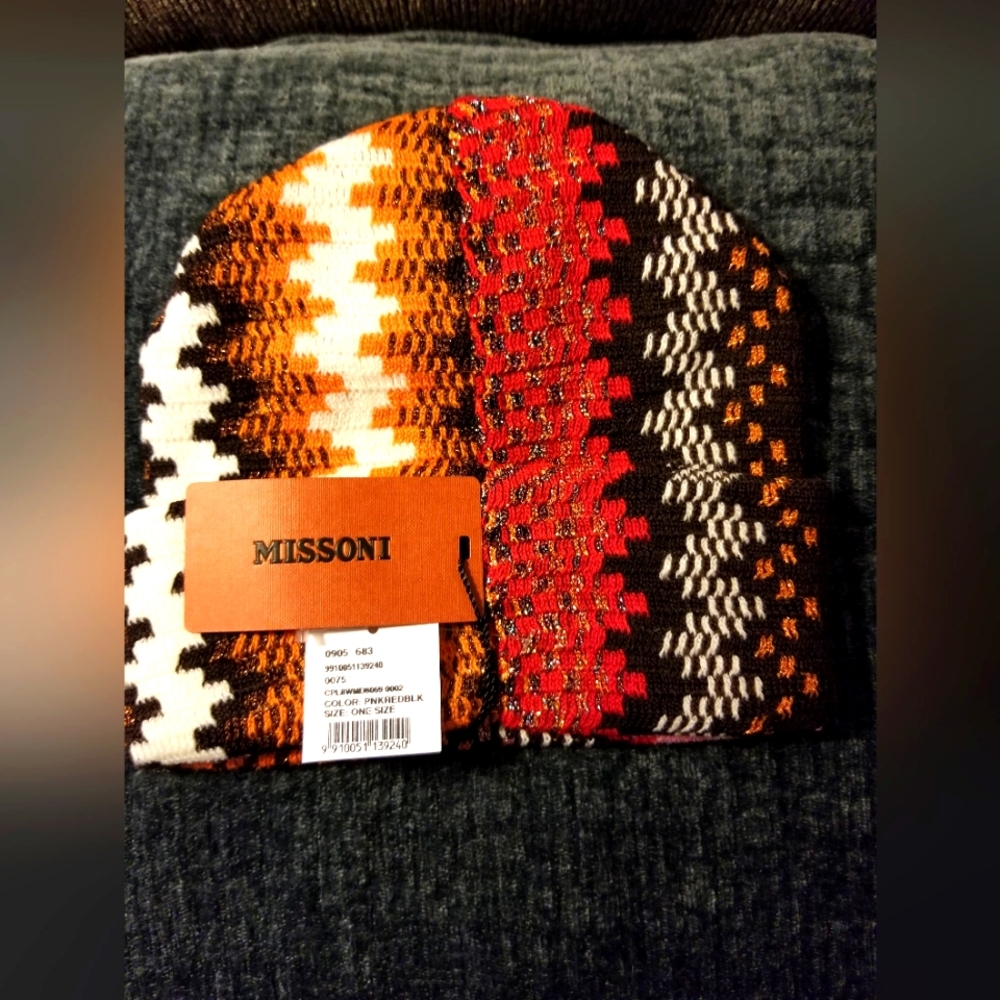 ⭐️NWT MISSONI Multicolor Beanie Tan Multi Hat.🍁